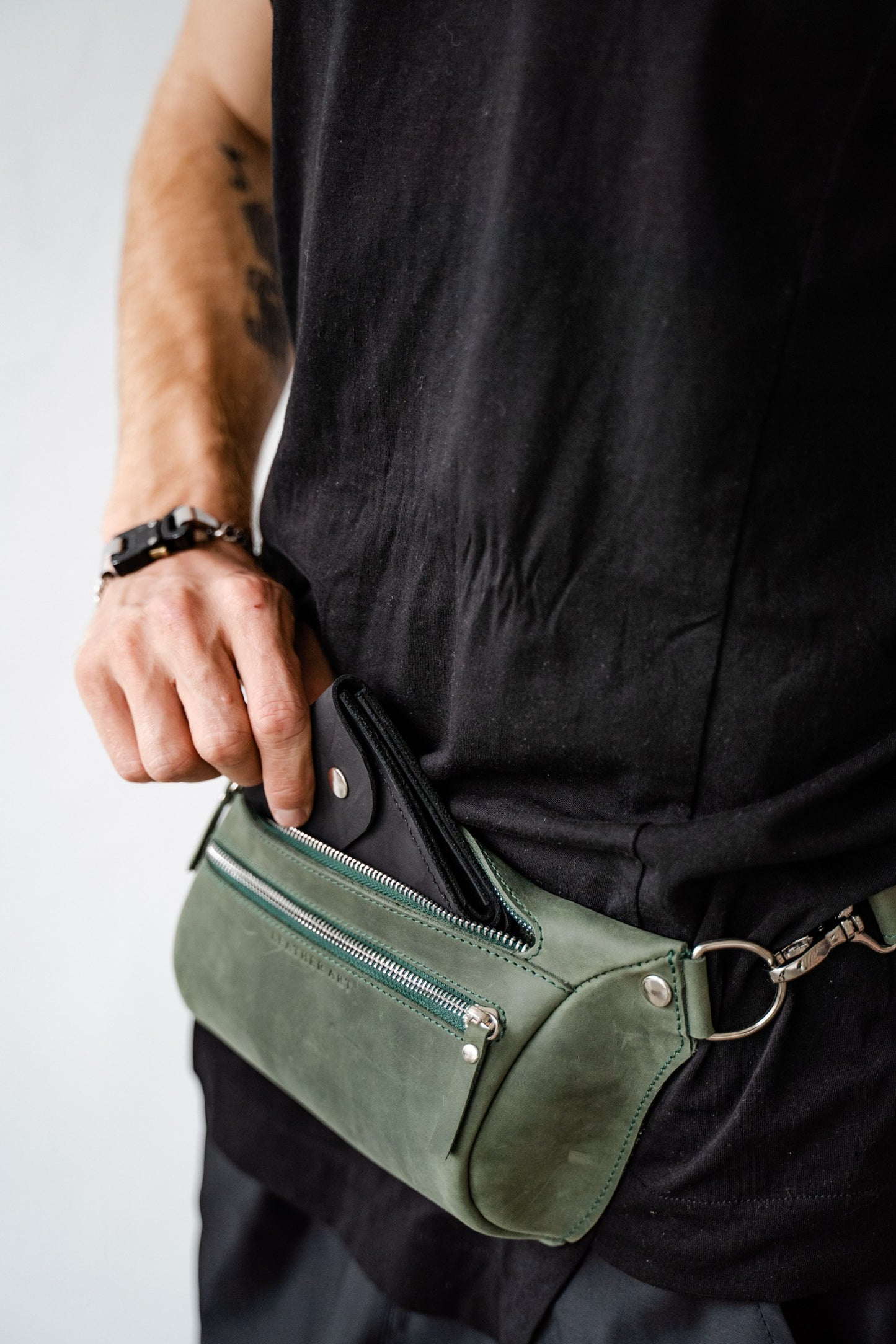 Whiskey Leather Fanny Pack – Handmade Waist Bag for Travel & Everyday Use