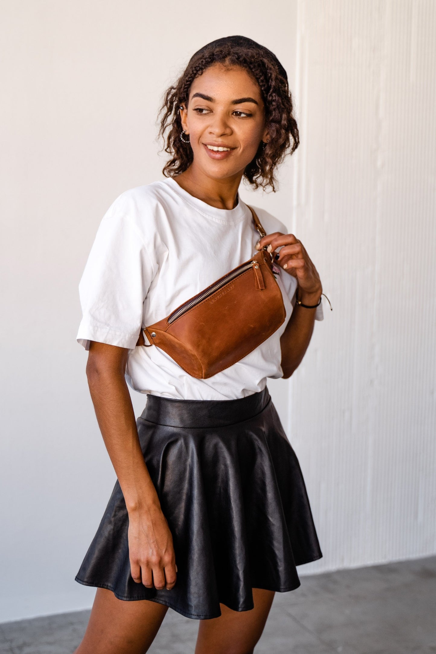 Black Leather Fanny Pack – Handmade Belt Bag for Men & Women