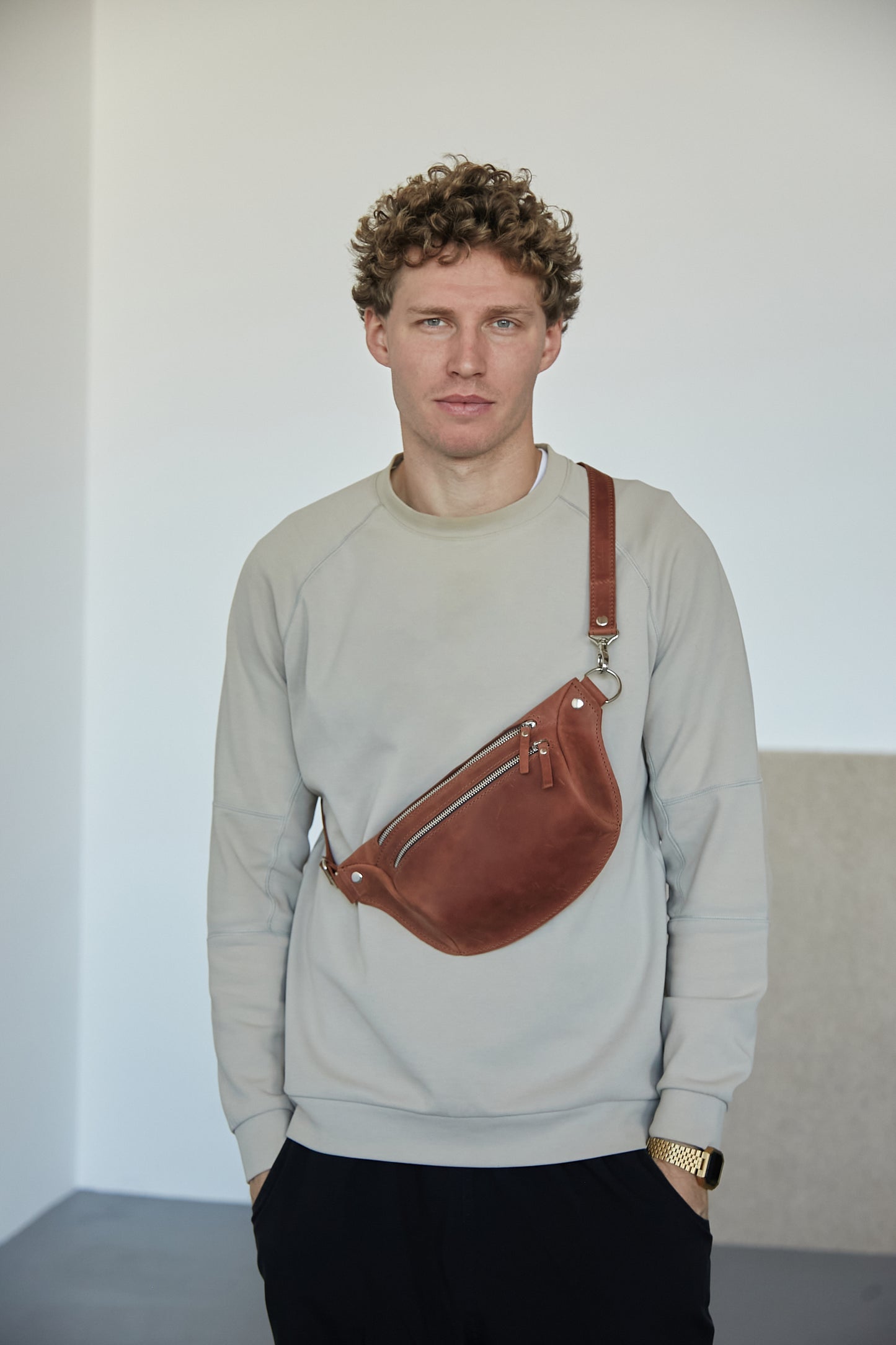 Cognac leather fanny pack