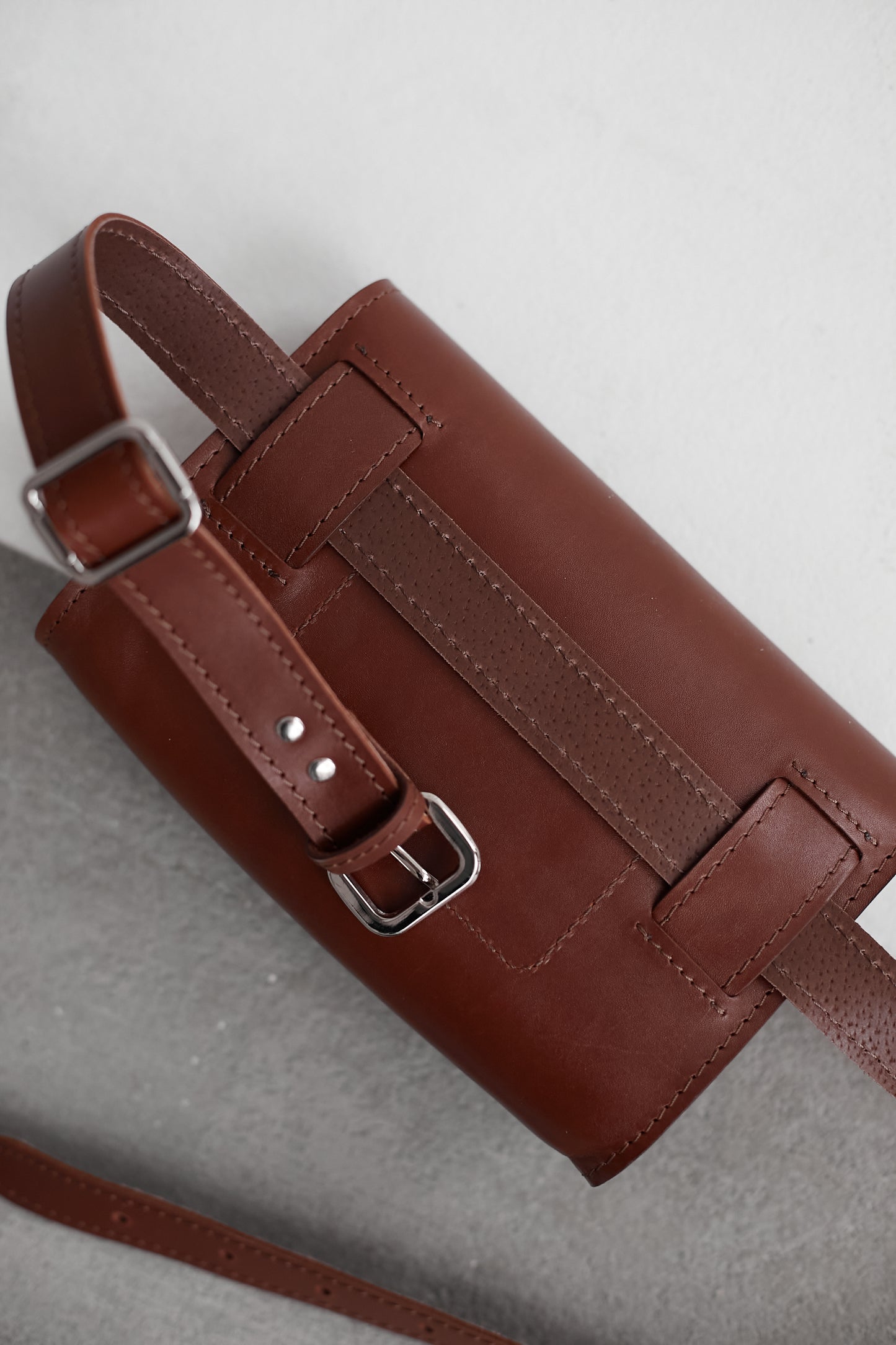 Whiskey leather belt bag